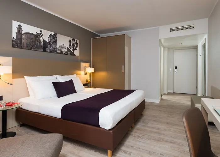 Leonardo Frankfurt Center Otel 3*