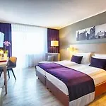 法兰克福市中心莱昂纳多酒店 酒店 3*