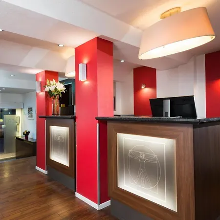 Leonardo Frankfurt Center Hotel 3*