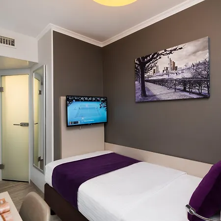 Leonardo Frankfurt Center Ξενοδοχείο 3*