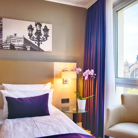 Leonardo Frankfurt Center Hotel 3*