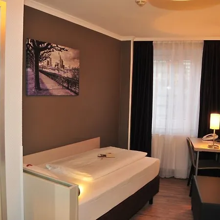 Leonardo Frankfurt Center Hotel