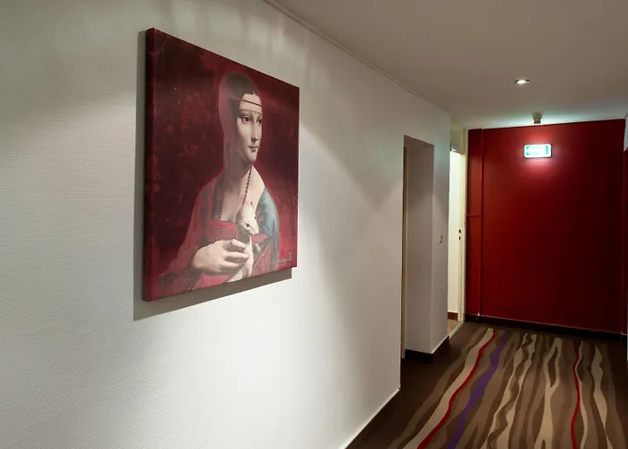 Otel Leonardo Frankfurt Center 3*