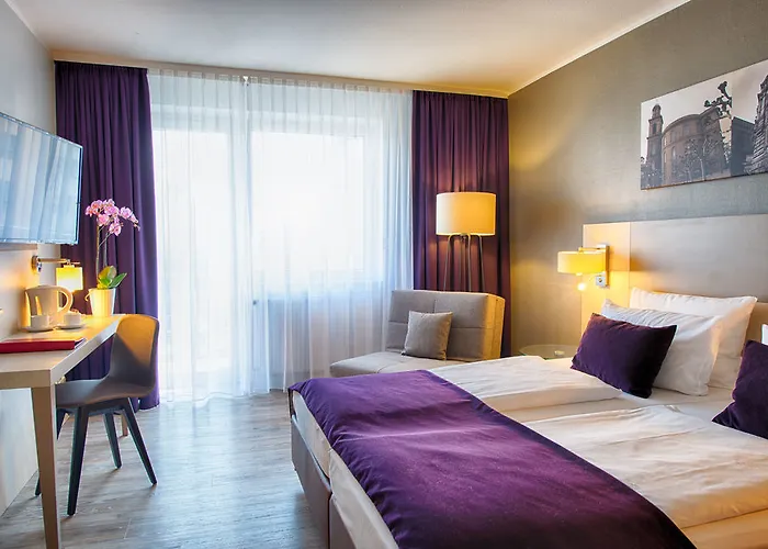 Otel Leonardo Frankfurt Center 3*